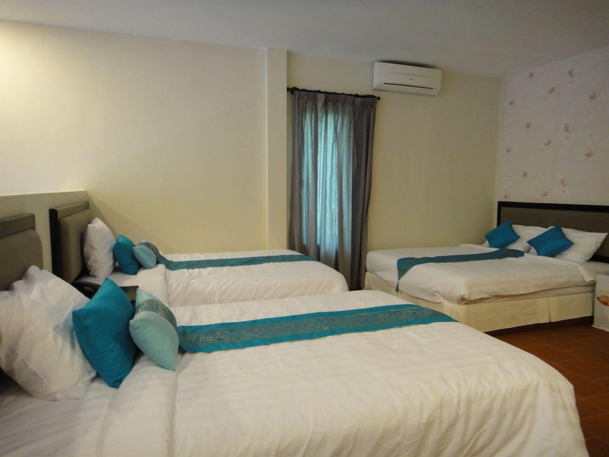 Blue Sea Boutique Hotel Sihanoukville Bagian luar foto