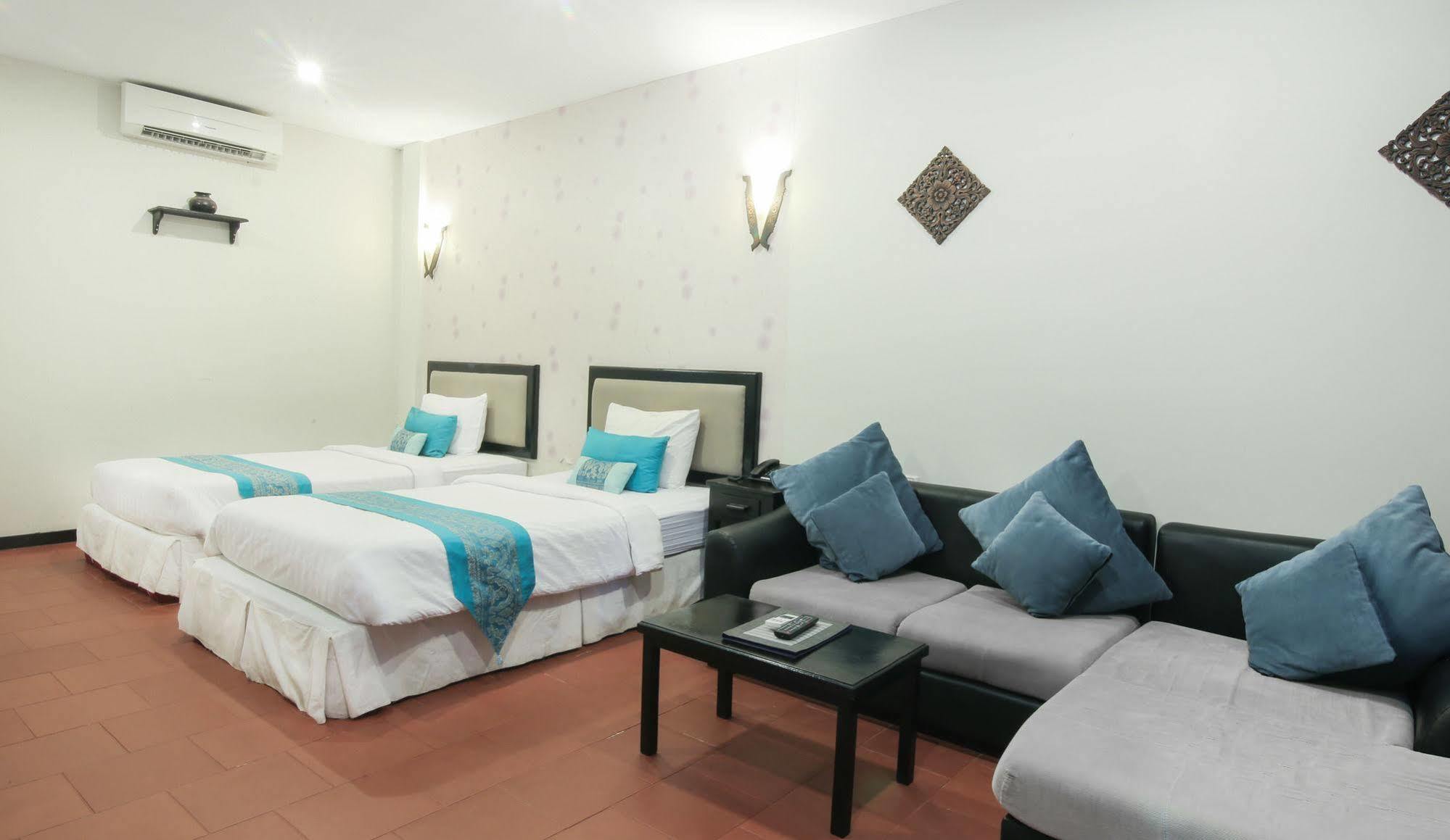 Blue Sea Boutique Hotel Sihanoukville Bagian luar foto